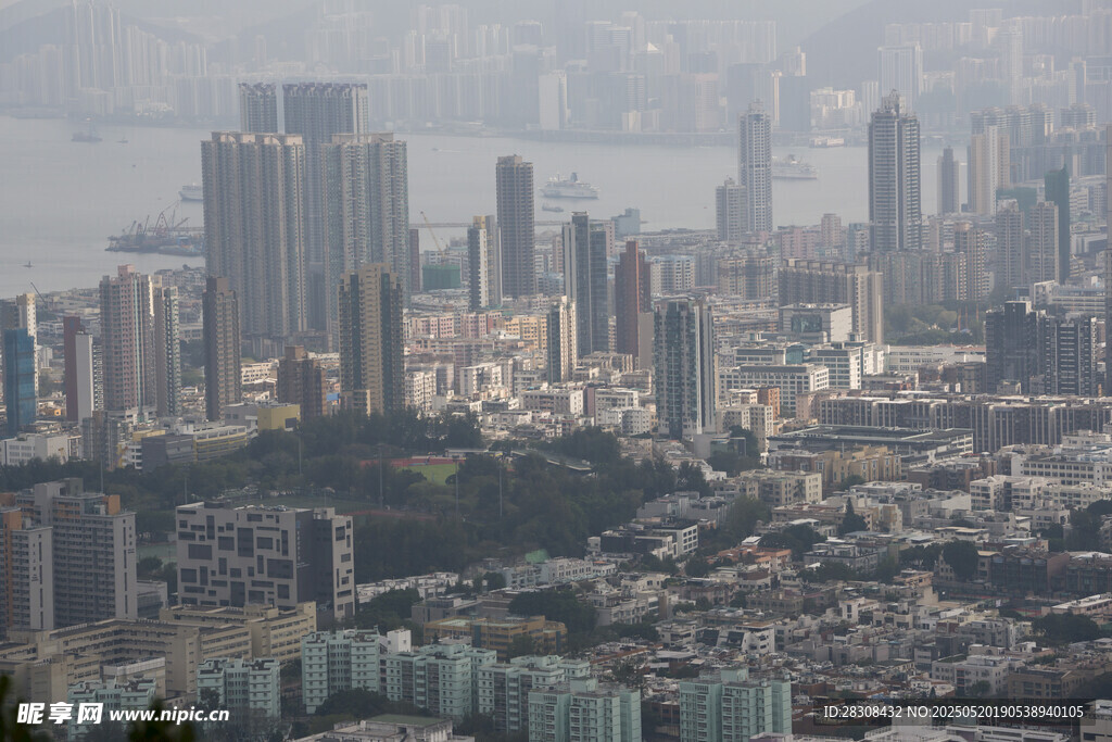 城市天际线景观俯瞰图