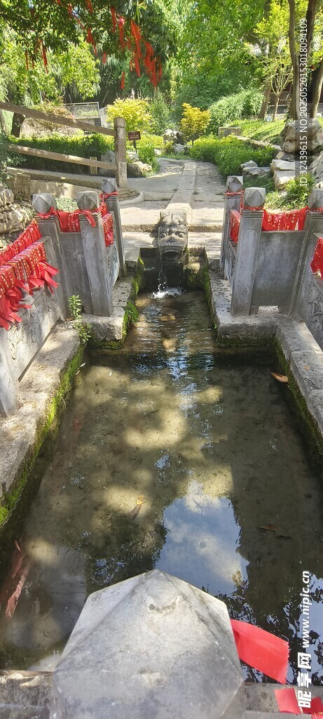 中式庭院水景景观一角