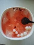 草莓冰汤圆冰粉