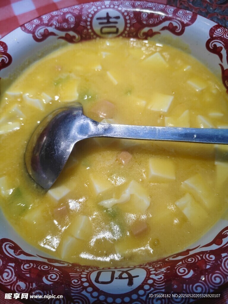 蟹黄豆腐汤