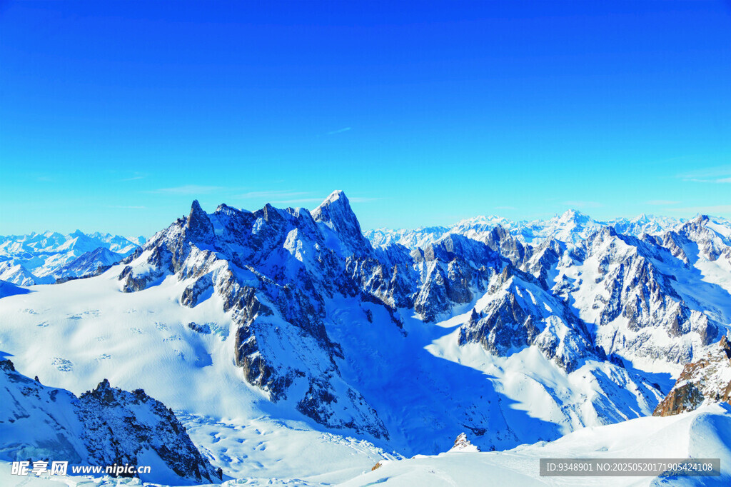 壮丽雪山美景