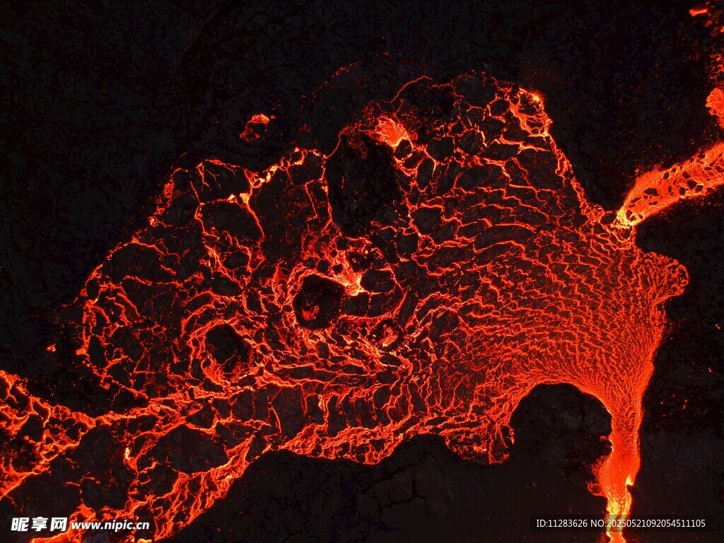 火山熔岩壮观景象