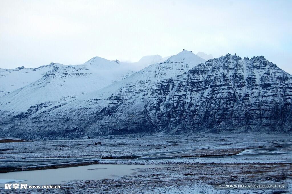雪山壮丽风光