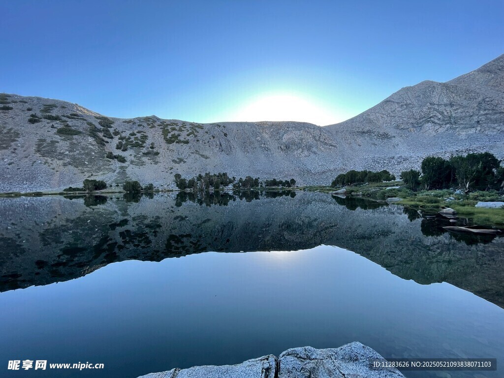 宁静山水湖景自然风光