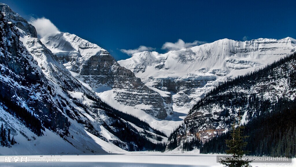 壮丽雪山美景