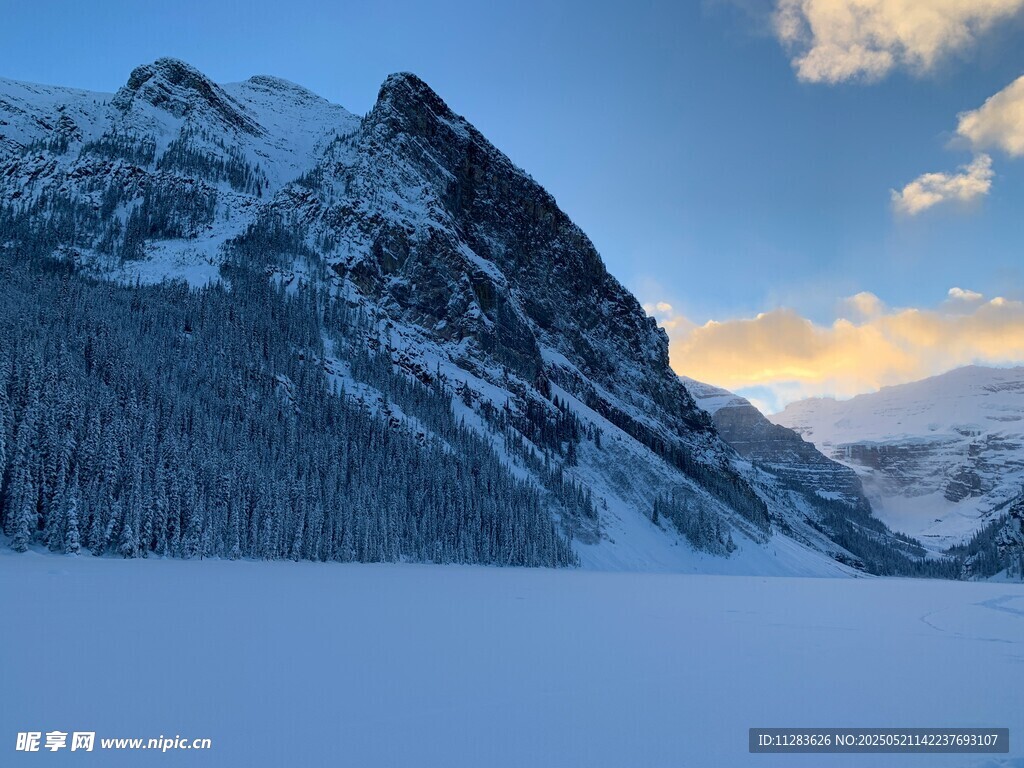 雪山雪景壮丽自然风光