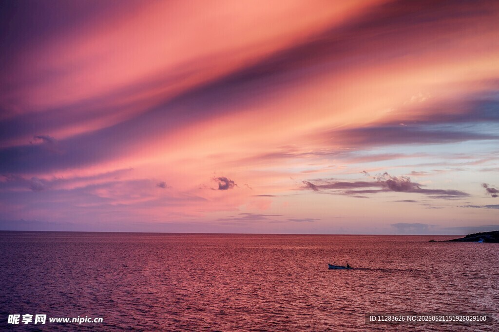 海上绚丽晚霞美景