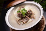 砂锅羊肉汤 鲜香诱人