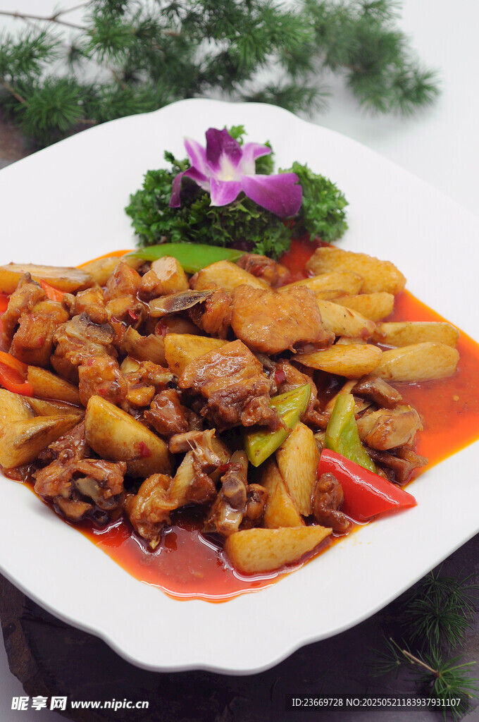 香辣美味鸡块土豆片