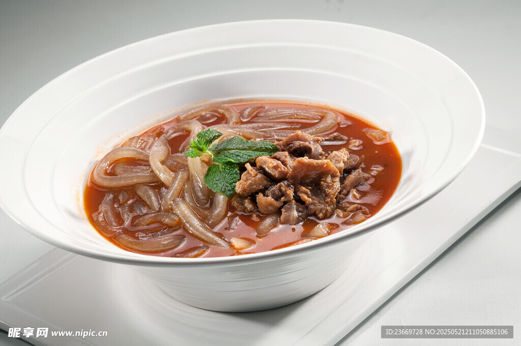 牛肉粉丝汤 美味诱人