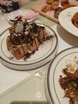 美味多样的丰盛餐食