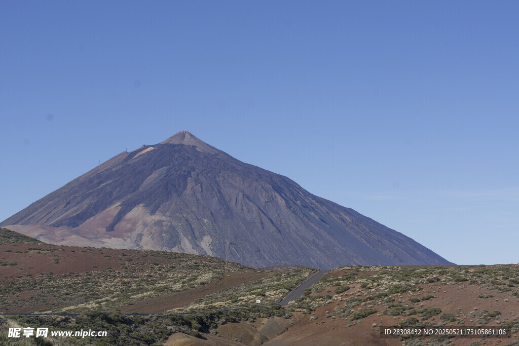 巍峨壮丽的火山景观