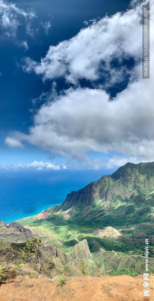 山海相依的壮美自然景观