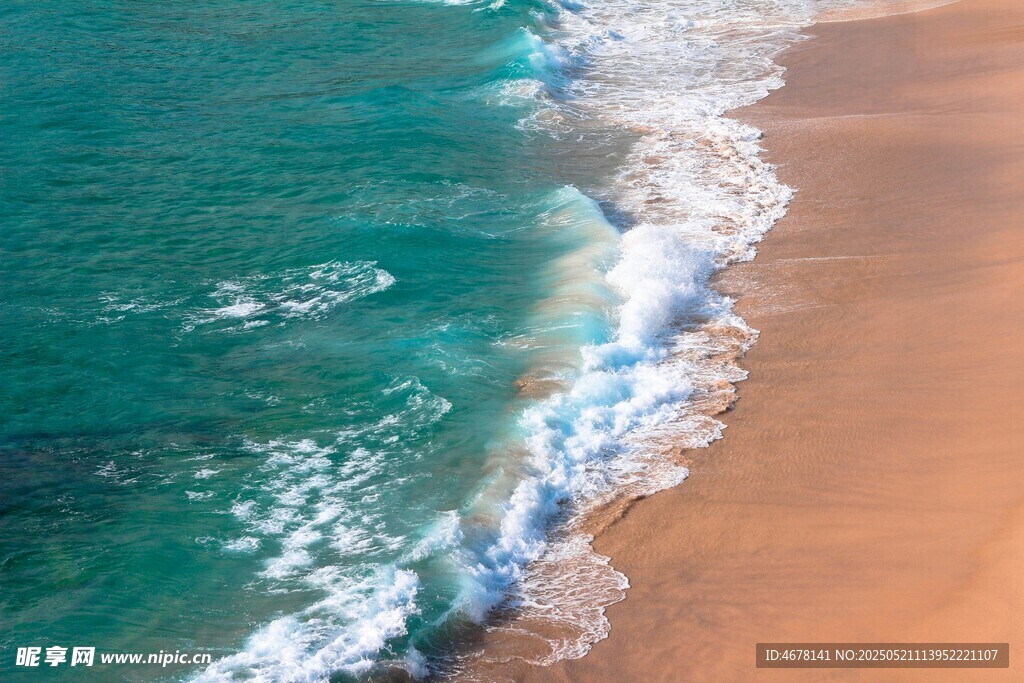 碧海金沙海浪美景