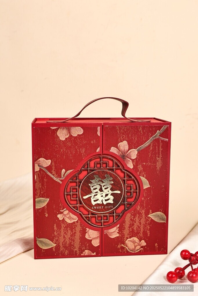 中式喜庆红色礼盒