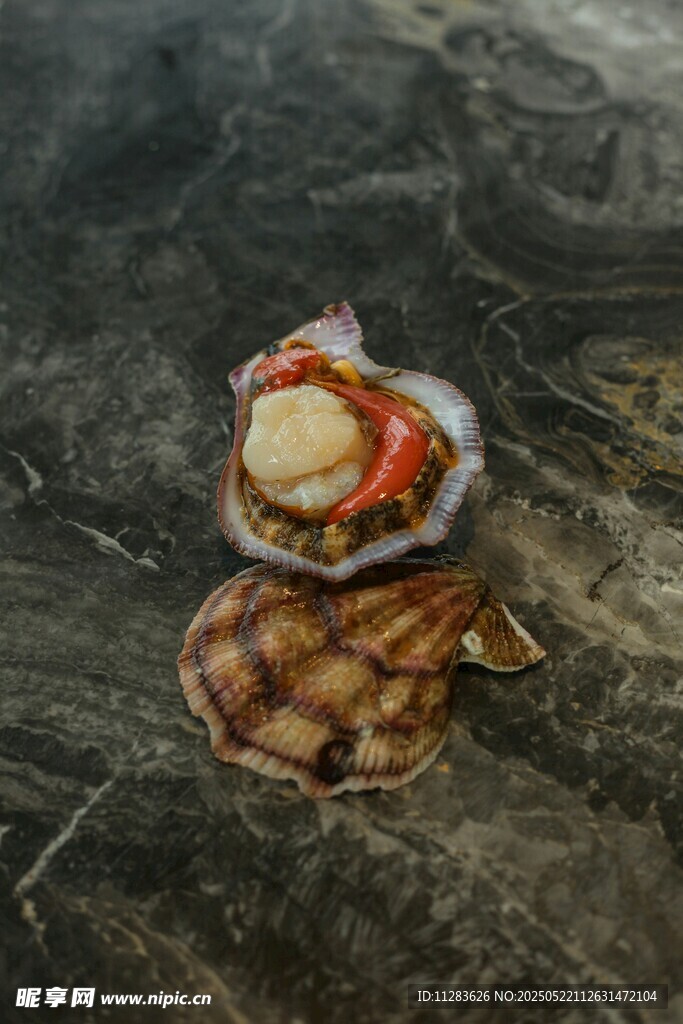 美味海鲜拼盘诱人呈现