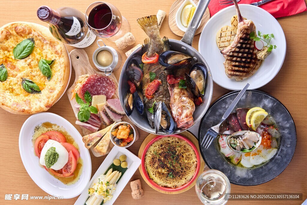 丰盛多样的美味佳肴盛宴