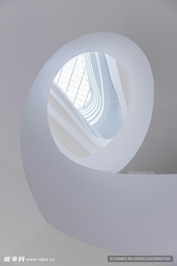 螺旋建筑内部独特景观