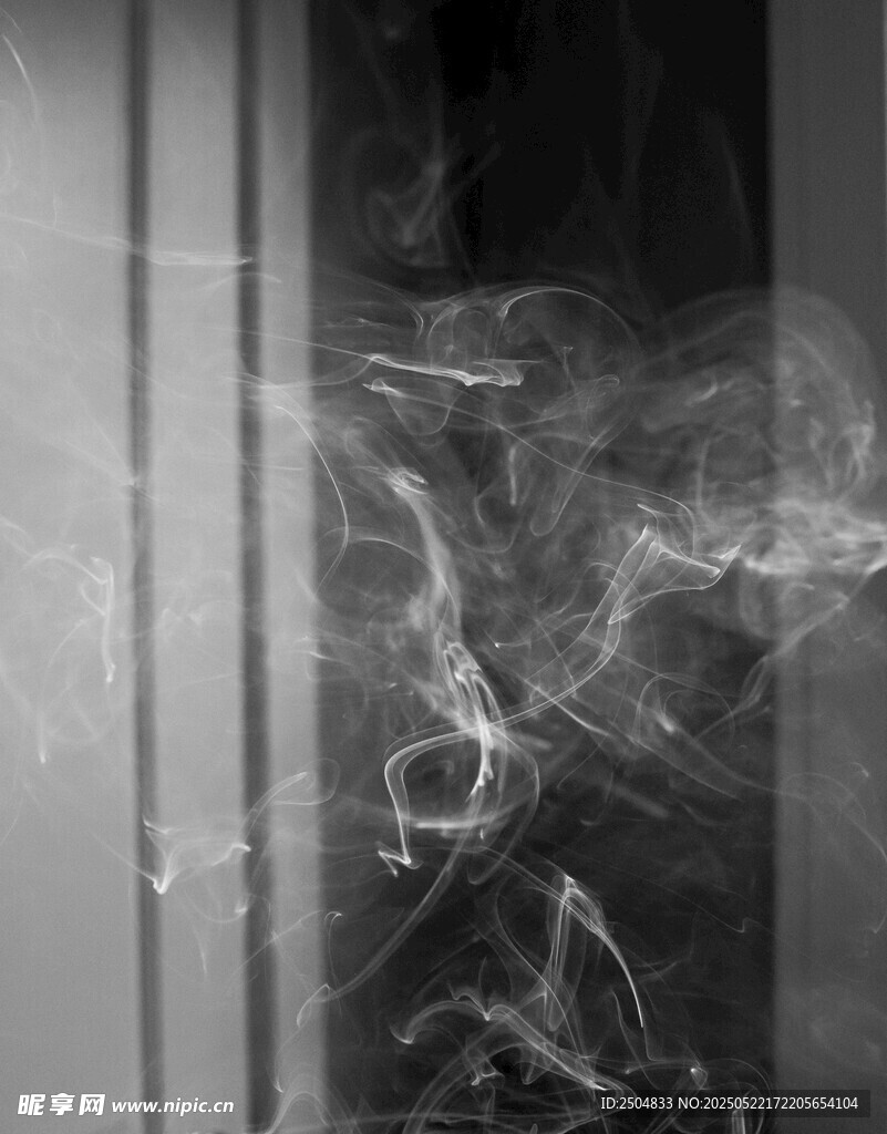 黑白烟雾艺术效果画面