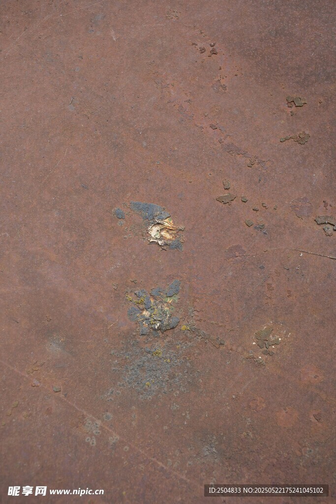 生锈金属表面的斑驳痕迹