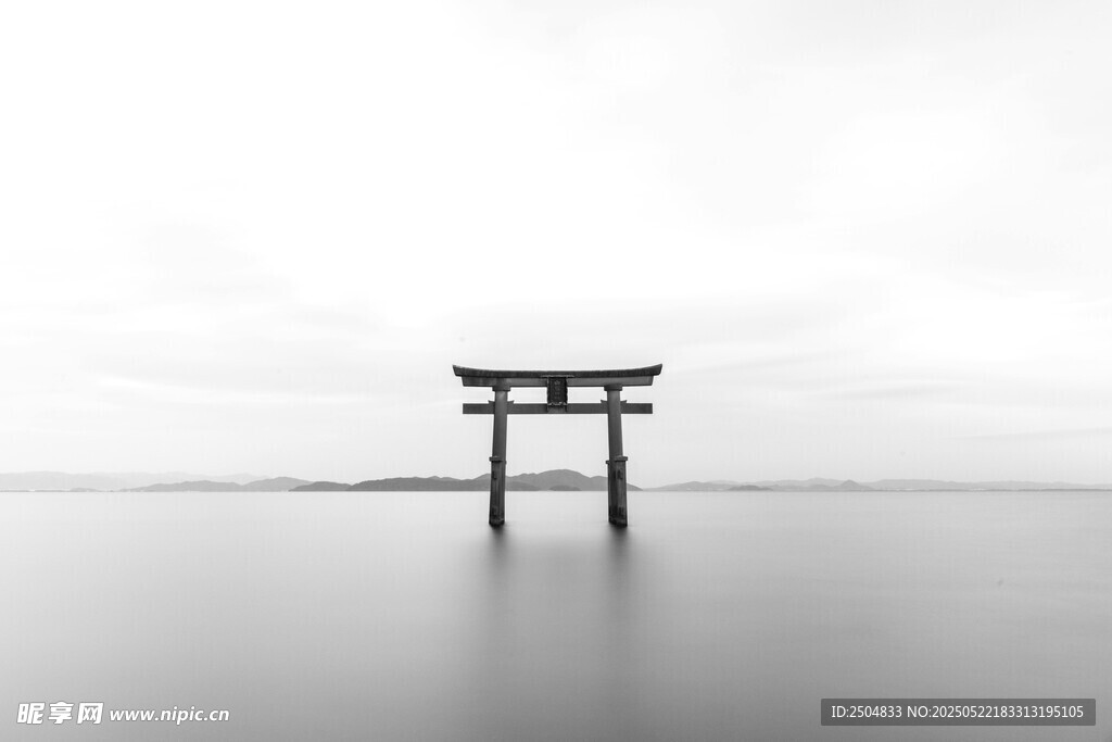 海上鸟居 静谧日式风景