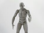 灰色人偶模型展示姿态