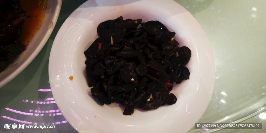 碗中黑桑葚