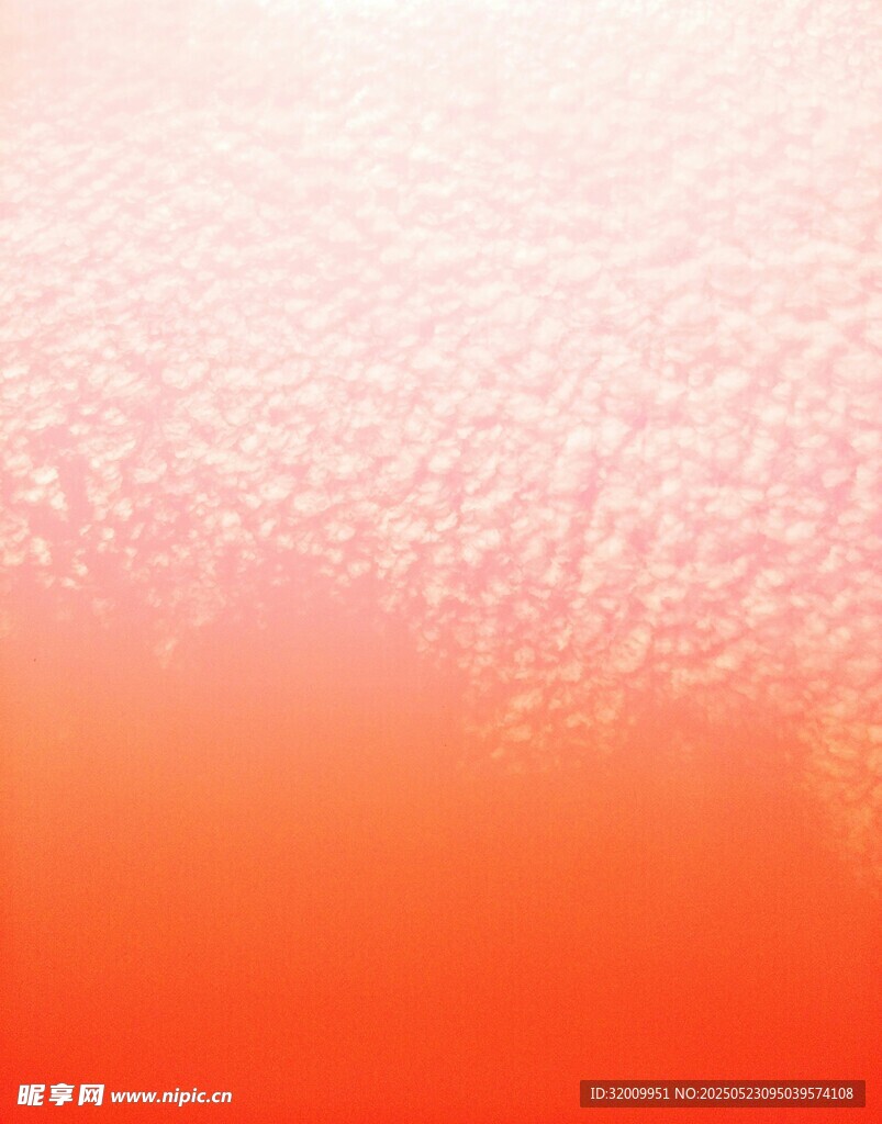 渐变橙白梦幻天空美景