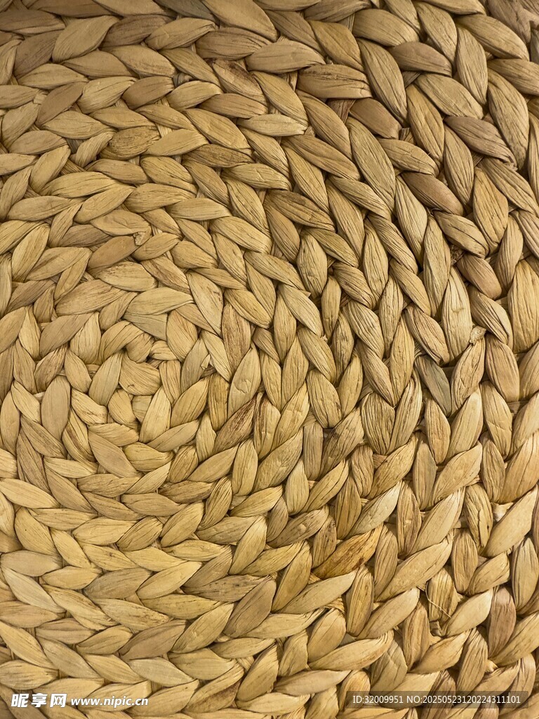 手工编织的精美草编纹理