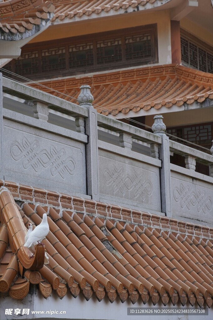 中式古建筑屋顶精美一角