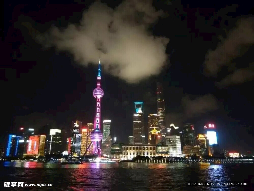 上海外滩璀璨夜景