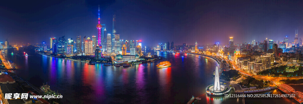 上海外滩璀璨夜景风光