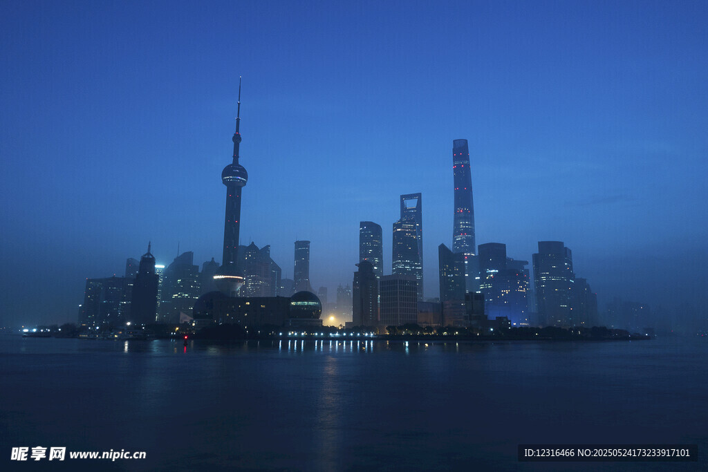 上海外滩璀璨夜景