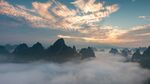 山间云海日出壮丽景观