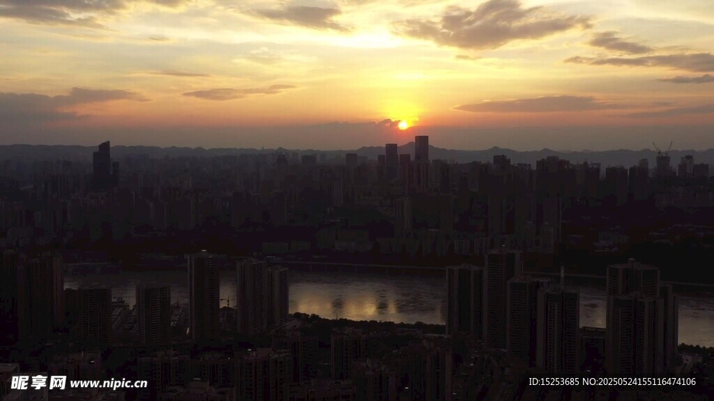 城市日落美景