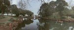 宁静乡村小河畔风景