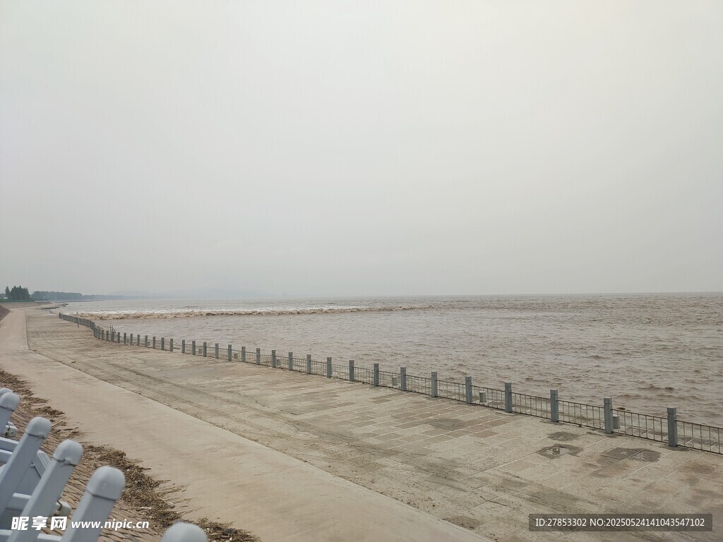 海边沙滩防护栏景观