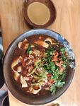 美味麻婆豆腐配特色蘸料