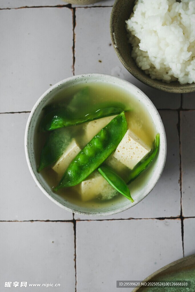 豆腐芦笋汤 清新美味