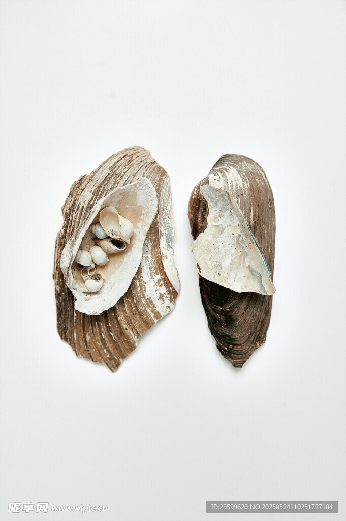 抽象艺术风格人脸雕塑作品