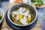 海鲜蔬菜煲美味诱人