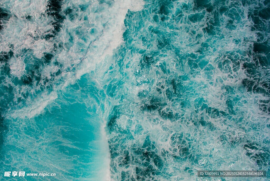 碧蓝海浪特写