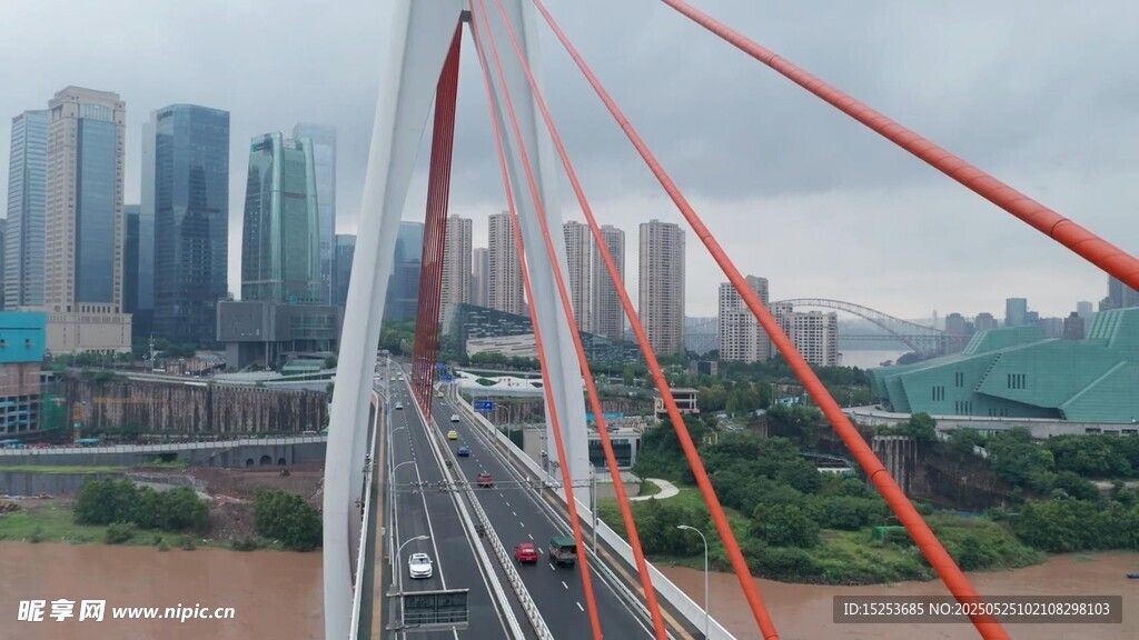 城市跨江大桥壮丽景观
