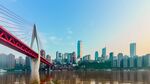 城市桥梁与天际线景观