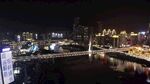 城市璀璨夜景俯瞰图