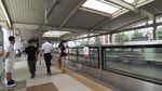 车站站台行人场景