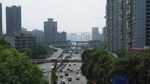 城市道路与林立高楼景观
