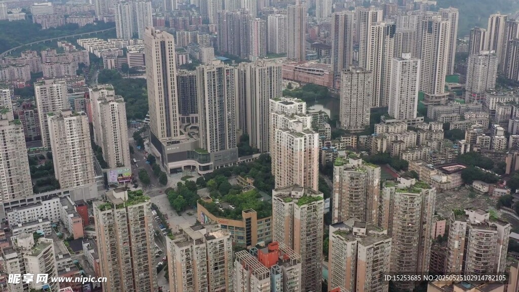 俯瞰繁华都市建筑群
