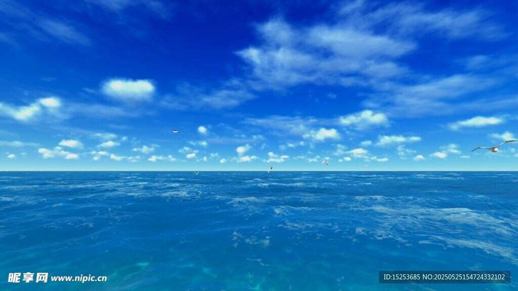 蔚蓝大海与晴朗天空