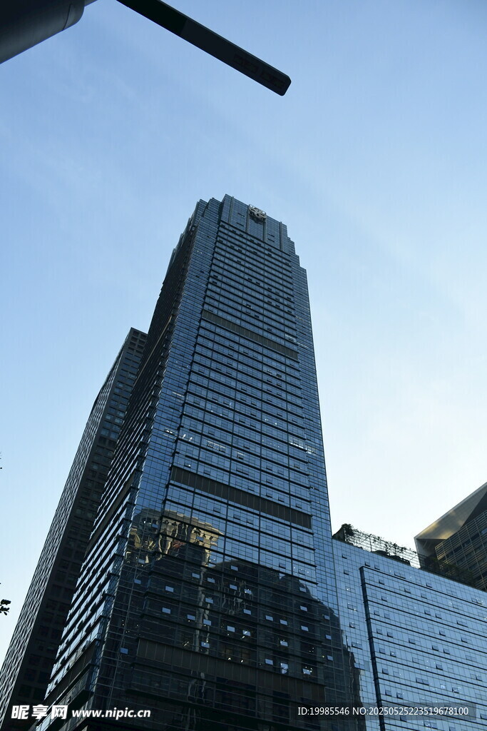 高层建筑写字楼模特大楼